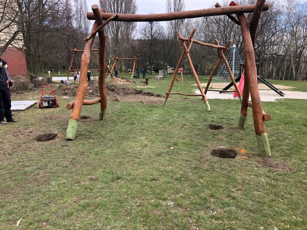 Hřiště hrou - stavba #2