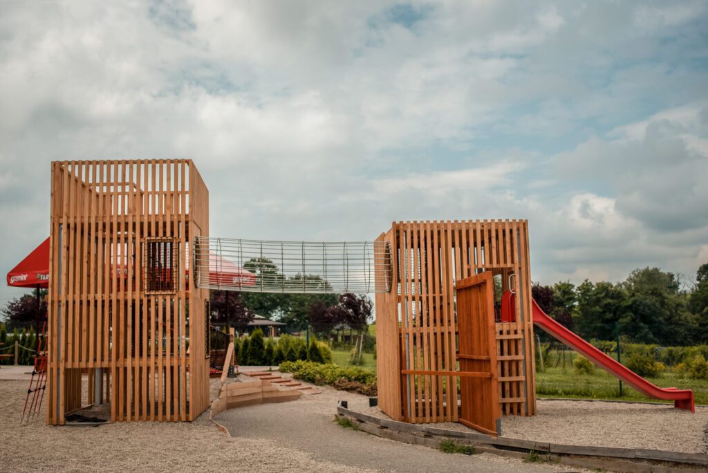 Unikátní a neotřelé dětské hřiště - Soběhrdy