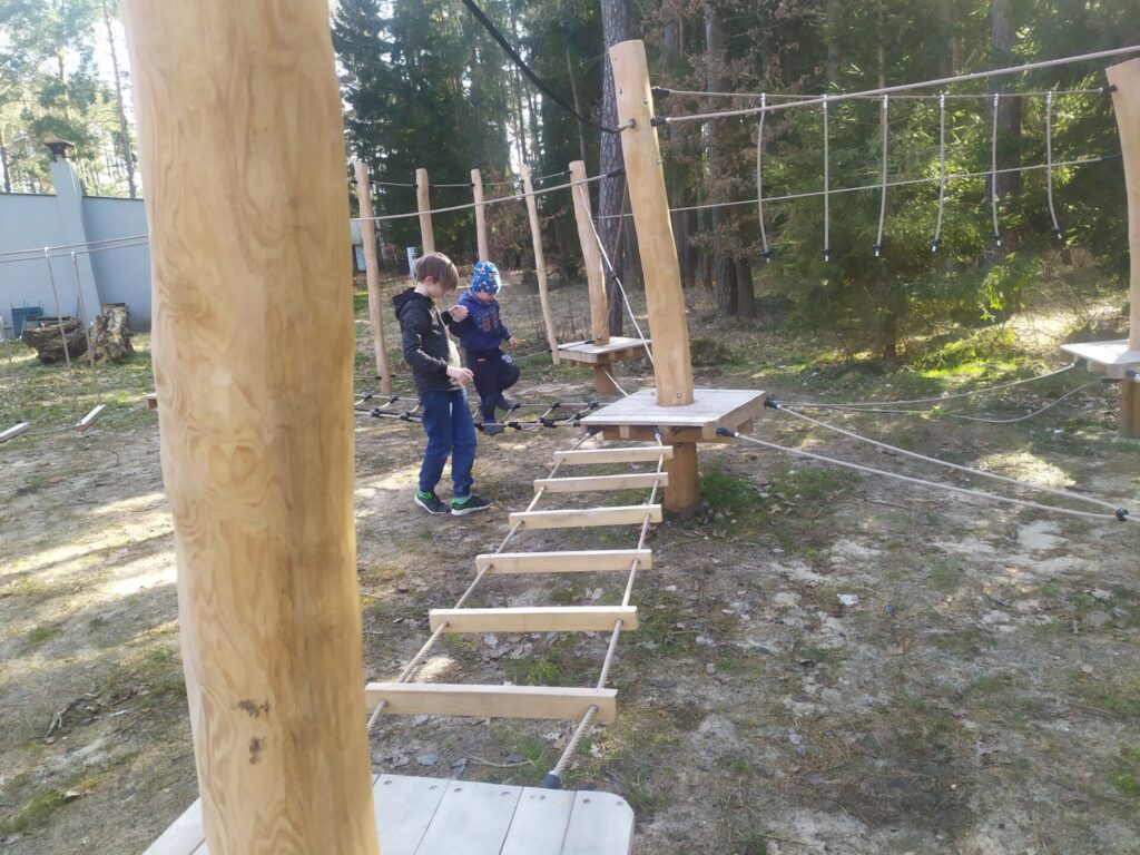 Pobyt na hřišti a rozvoj fyzických schopností, Kemp Zátiší