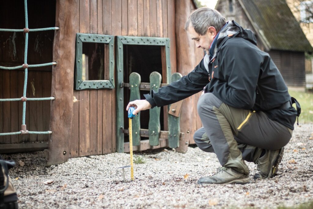 Kontrola hloubky dopadové plochy