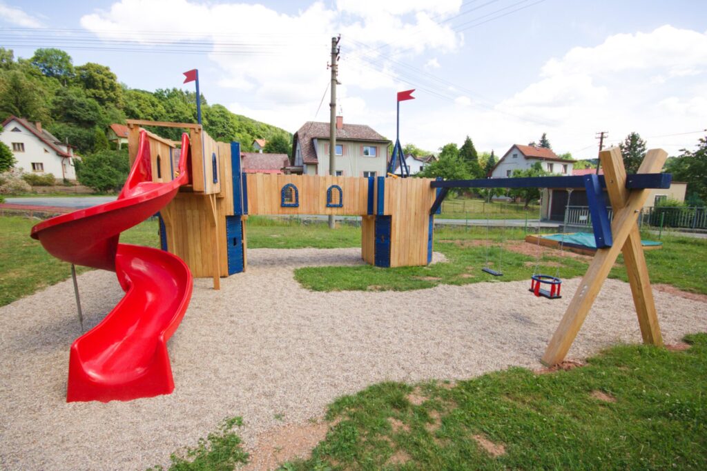 I takto může vypadat hřiště od Hřiště hrou s.r.o. - Bradlecká Lhota