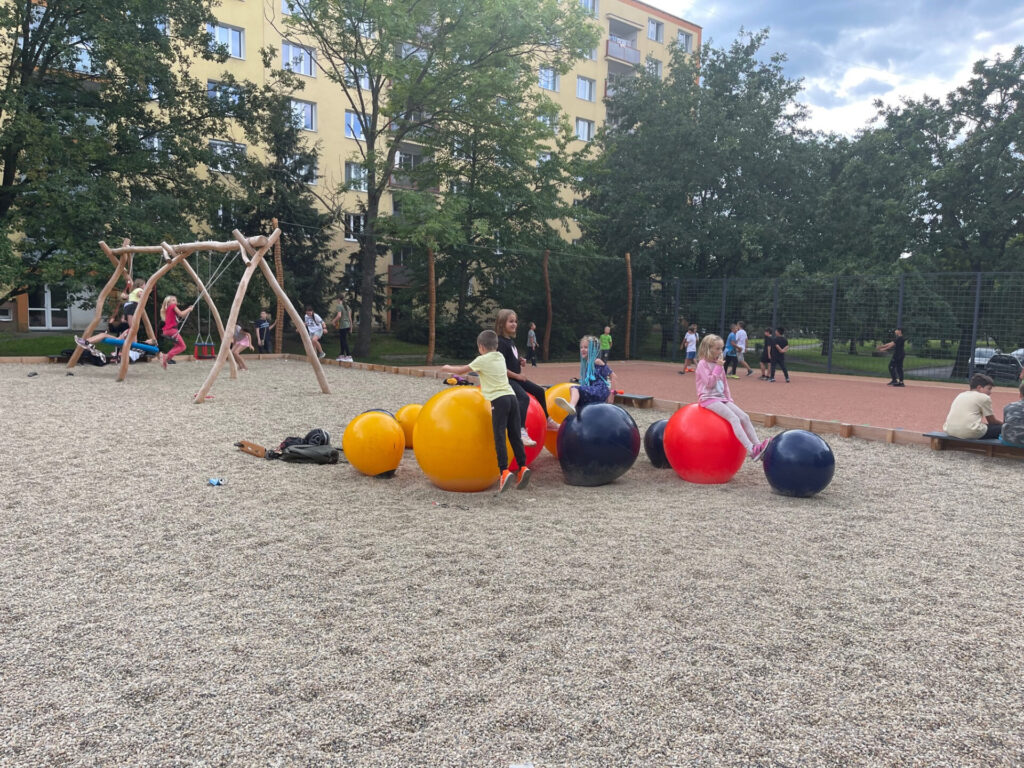 Děti & Jelly Bubbles v Praze 12