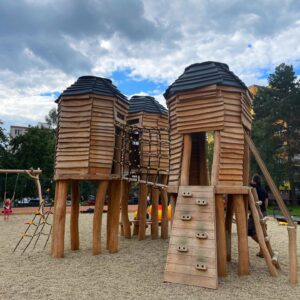 Hřiště Hrou na Praze 12 - Zárubova ulice